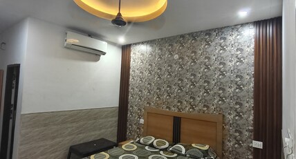 Paradise Homestay | City Centre | WIFI Room Type - Deluxe Non-Ac ( AC charges  Extra )