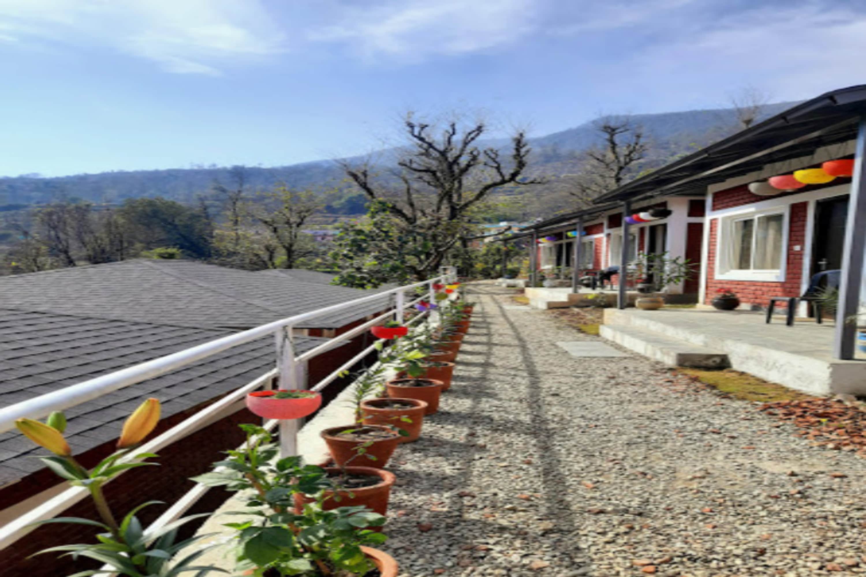 char machan resort - Tap to explore photos