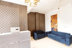 THE RITZ HOTEL - Your Smart And Budget Stay