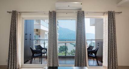 Golden Healing Journeys -Luxe Apartments Room Type - Gayatri-4BHK