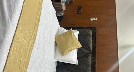 Hotel Sanuj Room Type - Deluxe Room