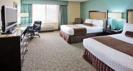 Crowne Plaza ANCHORAGE-MIDTOWN Room Type - 2 Queen Standard