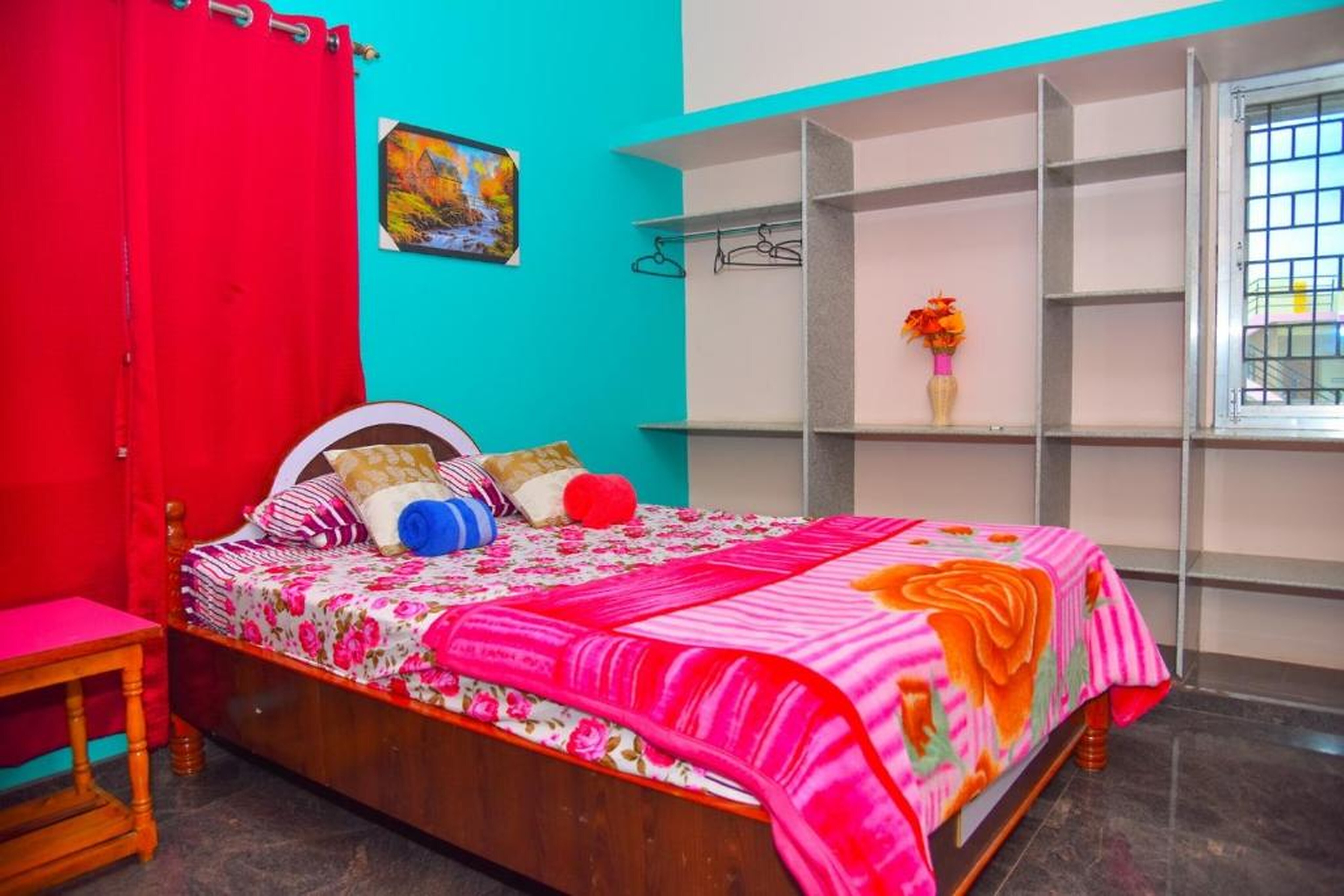 GopiHomestay - Tap to explore photos