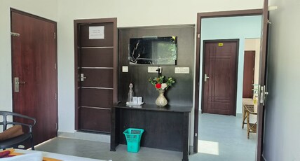 Shri RVK Gouris Home Stay Room Type - Cosy Deluxe Rooms with Balcony