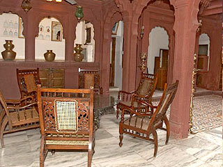 Aditya Hotel