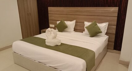 Ganeshwaram Hotel, Restaurant and Banquet, Sector-141 Room Type - Deluxe Twin Room with City View Ganeshwaram Hotel, Restaurant and Banquet, Sector-141 Room Type - Deluxe Twin Room with City View
