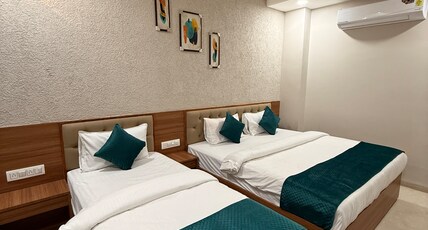 HOTEL AKAAY Room Type - Deluxe Triple Room