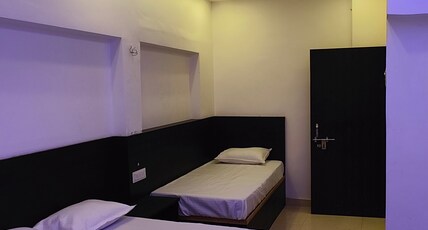 Kashi View Homestay Room Type - Four Bed Deluxe Room