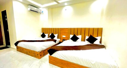 RoseWood Near Golden Temple Room Type - Family Room