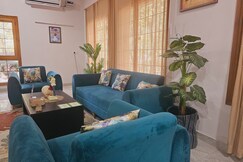 Rukiye Zara Sector 47