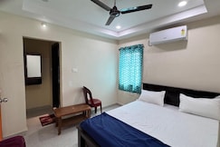 S S ROYAL INN