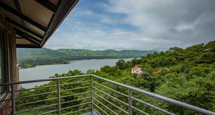 Bougainvilla Resort Park By Dream Villas Room Type - 2 Bedroom Studio lake View