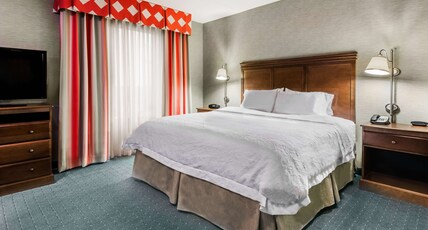 Hampton Inn & Suites Columbus Polaris Room Type - 1 KING BED NONSMOKING
