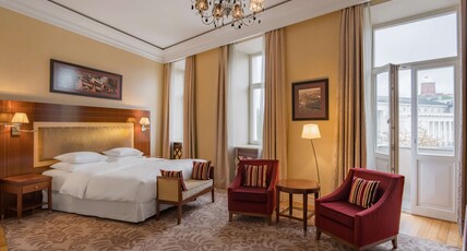 Grand Hotel Vilnius, Curio Collection by Hilton Room Type - TWIN DELUXE ROOM