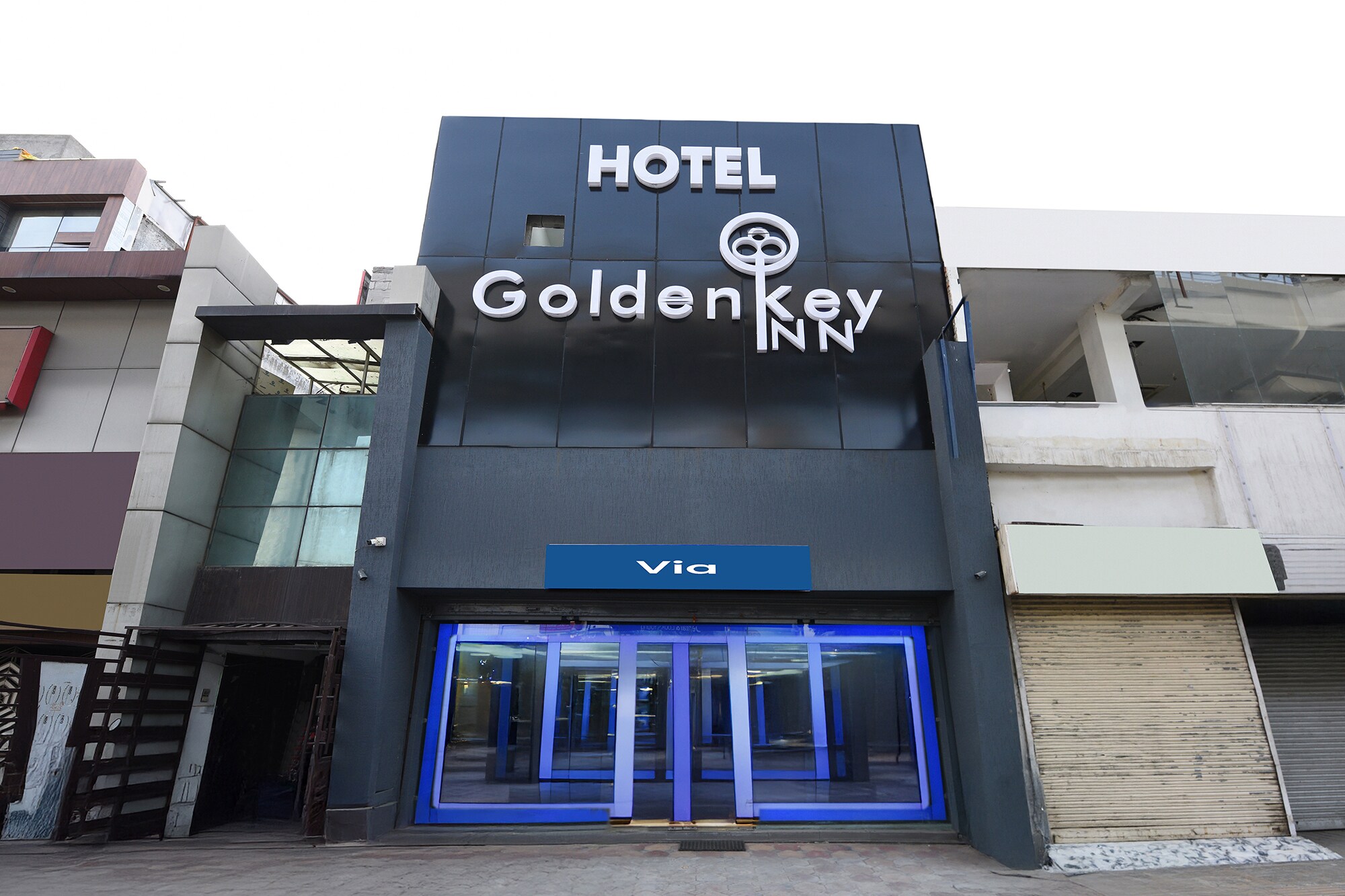 Via Golden Key Inn - Tap to explore photos