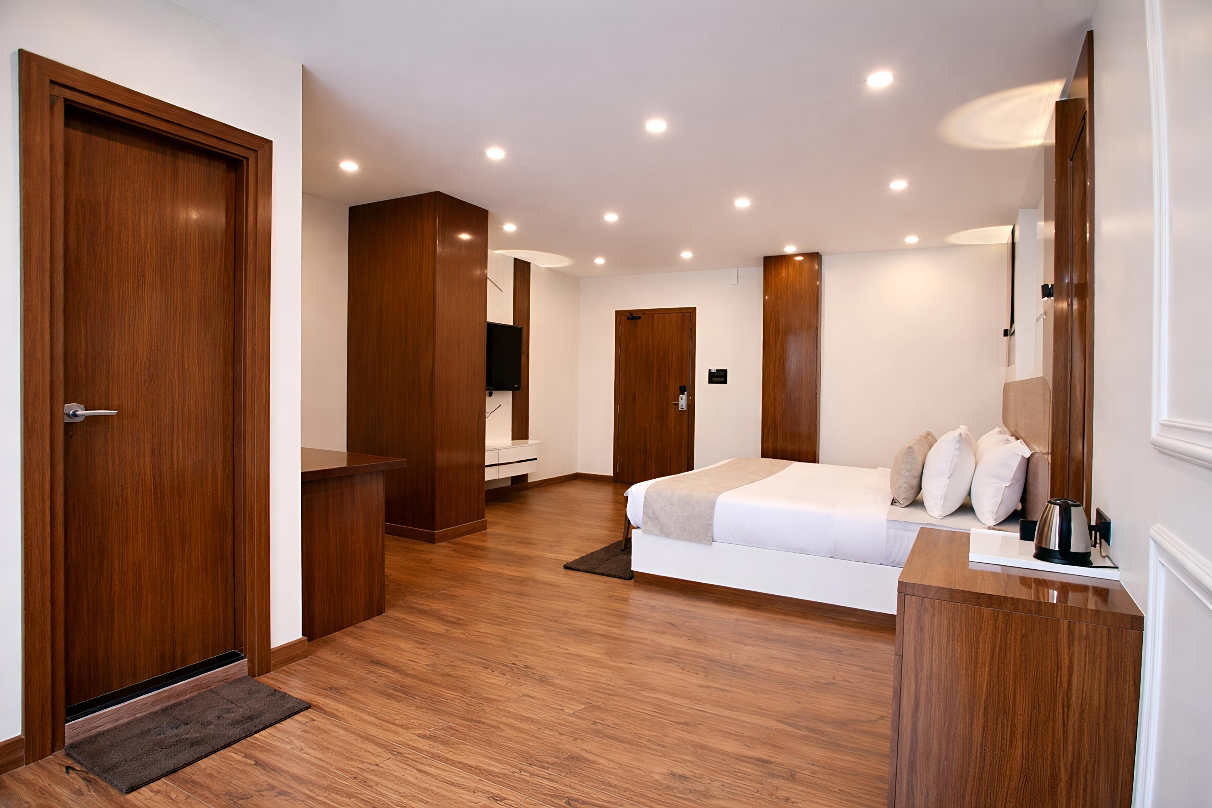 Valmere Chery Blossom Suites - Tap to explore photos