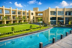 Parklane Resort