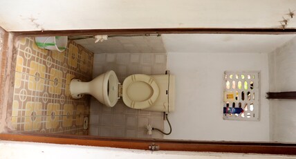 Giri Homestay Room Type - Non AC Attached Rooms