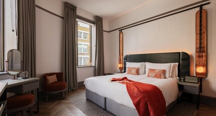 Hart Shoreditch Hotel London, Curio Collection by Hilton Room Type - KING SUPERIOR CORNER ROOM