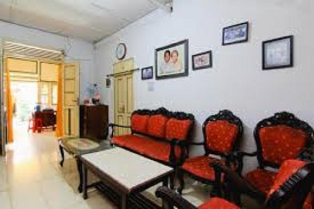 Red Palm Homestay - Tap to explore photos