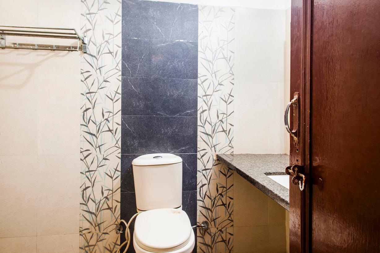 Jhankar Hotel - Tap to explore photos