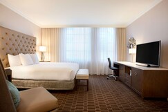 Hilton New Orleans/St. Charles Avenue