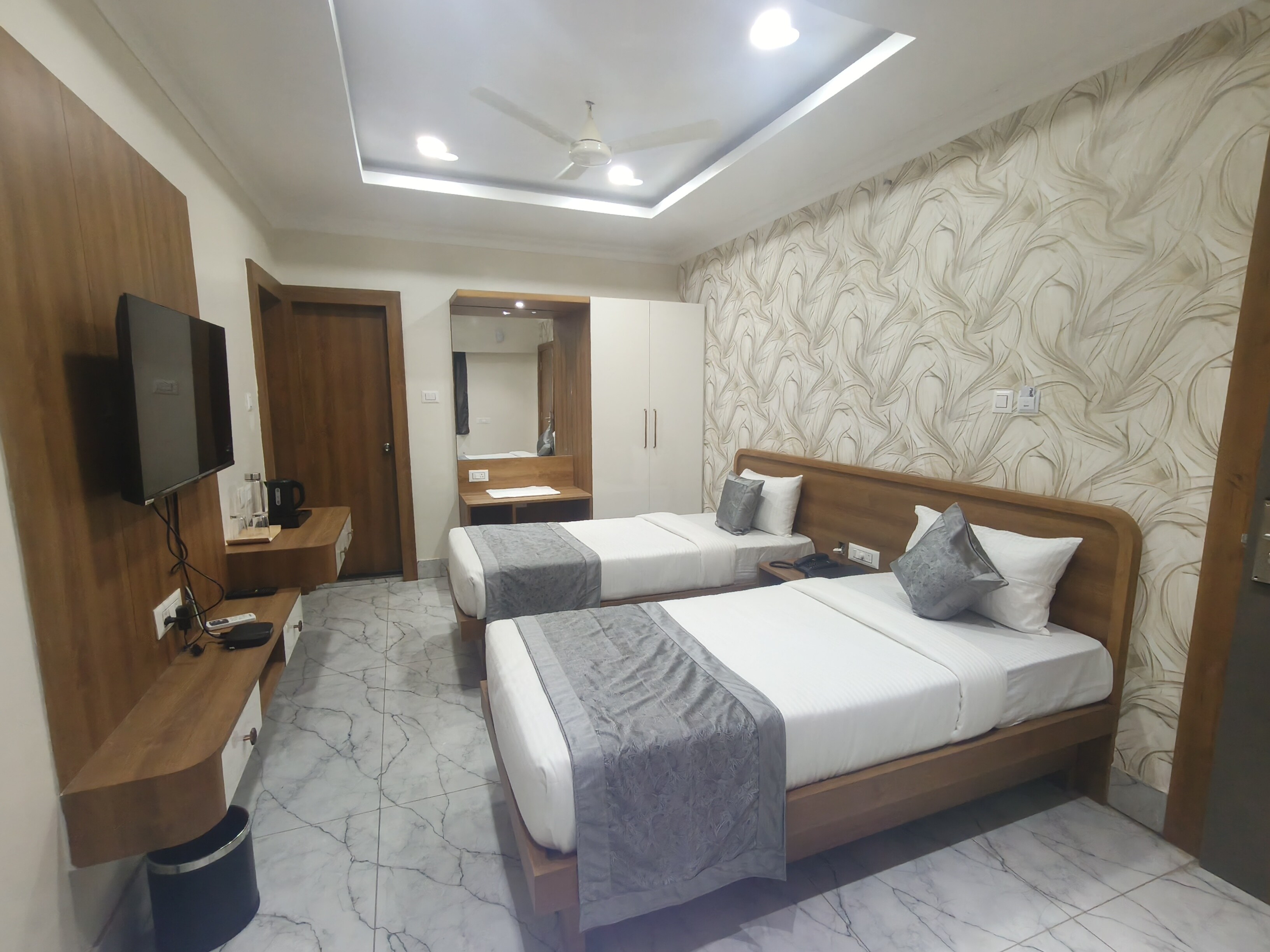 Utkal Hotels Bhubaneswar - Tap to explore photos
