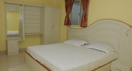 Hariharan Residency Room Type - Deluxe AC Room