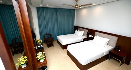 LE ROYALE PALACE Room Type - Deluxe Twin Room