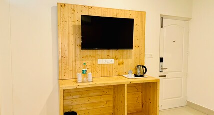 Staycation By Him Holiday Venture Room Type - Super Deluxe Room Without View