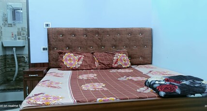 Shri Narayan Home Stay Room Type - Bedroom 1