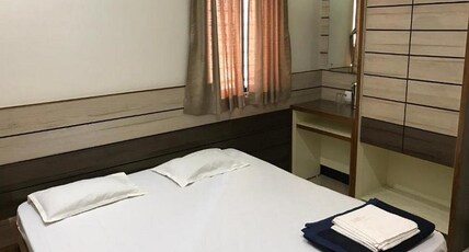Hotel Adarsha Palace Room Type - Double Bed Room