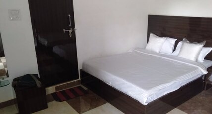 The Two Angel Hotel Room Type - Deluxe