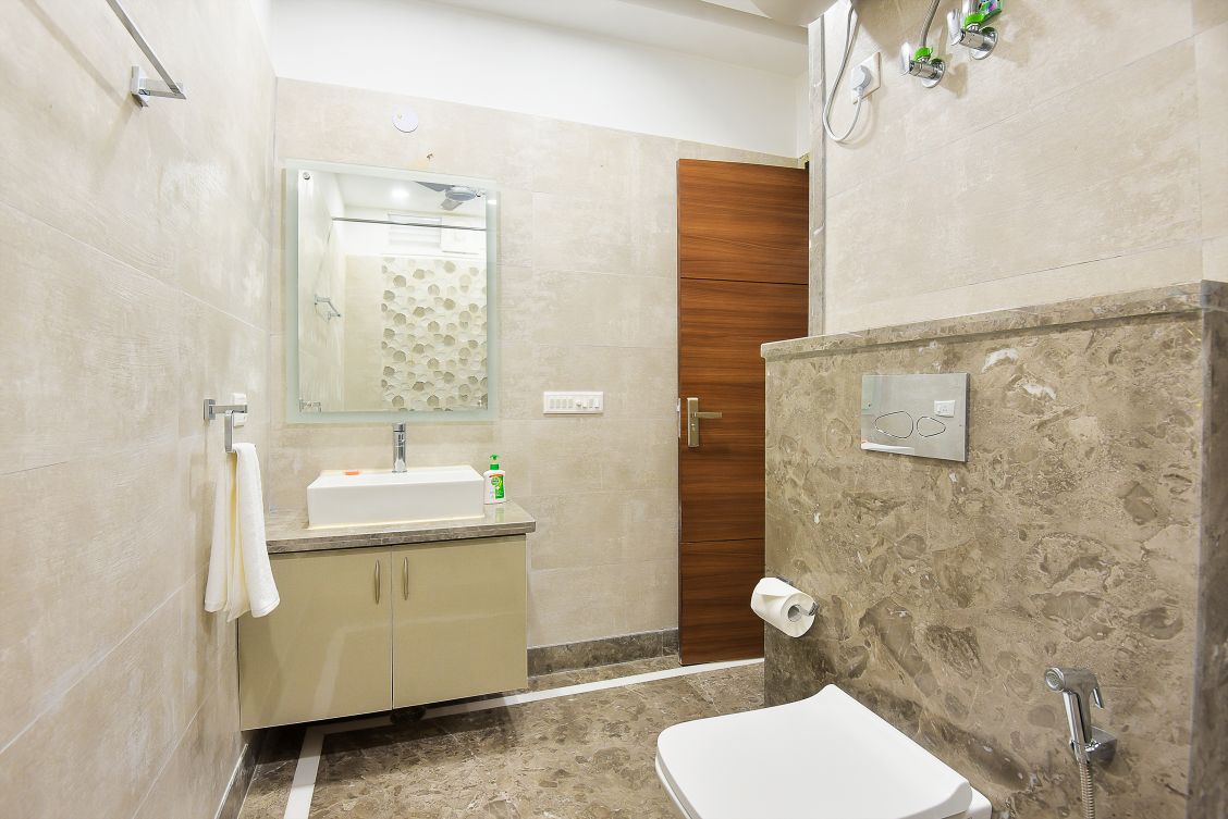 Bluo Studio Golf Course Road, Gurgaon - Tap to explore photos