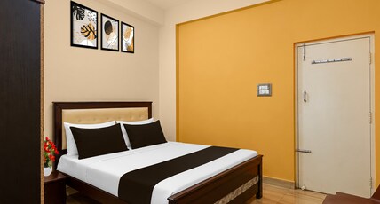 Hotel O Kempegowda Park Bangalore Formerly Srs Lodge Room Type - Deluxe Hotel O Kempegowda Park Bangalore Formerly Srs Lodge Room Type - Deluxe