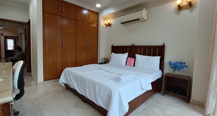 NARAG'S HOUSE Room Type - Bedroom 5