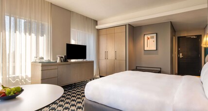 Pullman Cape Town City Centre Room Type - Superior Room with King bed