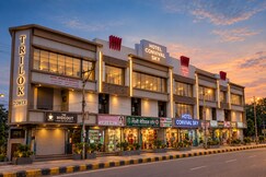Photos of Hotel Convivial Sky