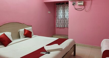 Sujan Residencys Room Type - 3 Bedded AC Family Room