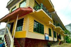 Yes Homes Sunrise Homestay