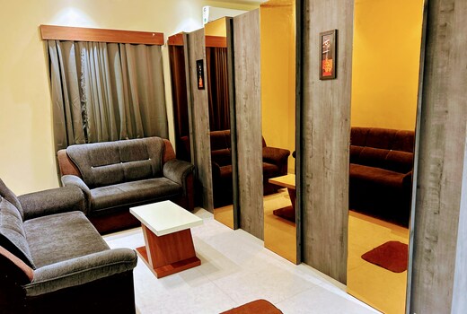 Hotel V Grand Inn Kavali