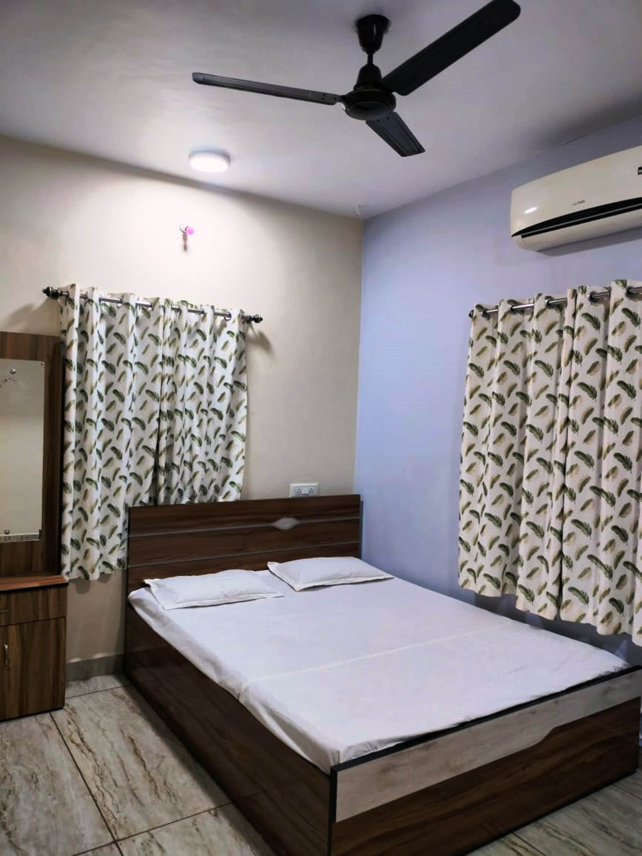 Raj Holidays - Tap to explore photos