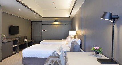 Tinidee Hotel Bangkok Golf Club Room Type - Superior Room