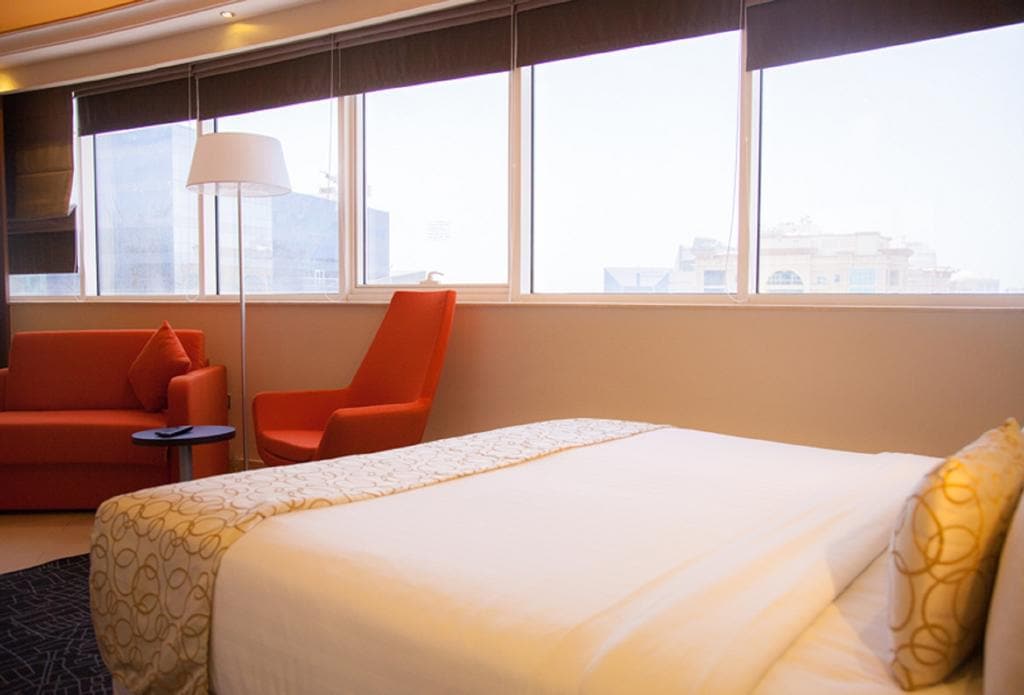 Pearl Executive Hotel Apartment - Tap to explore photos