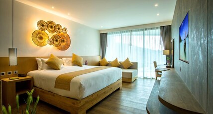 Crest Resort & Pool Villas Phuket Room Type - Deluxe