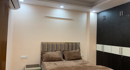 Dwarka Stay Room Type - Bedroom 1