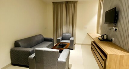 Hotel Highway Haveli Room Type - SUITE ROOM Hotel Highway Haveli Room Type - SUITE ROOM