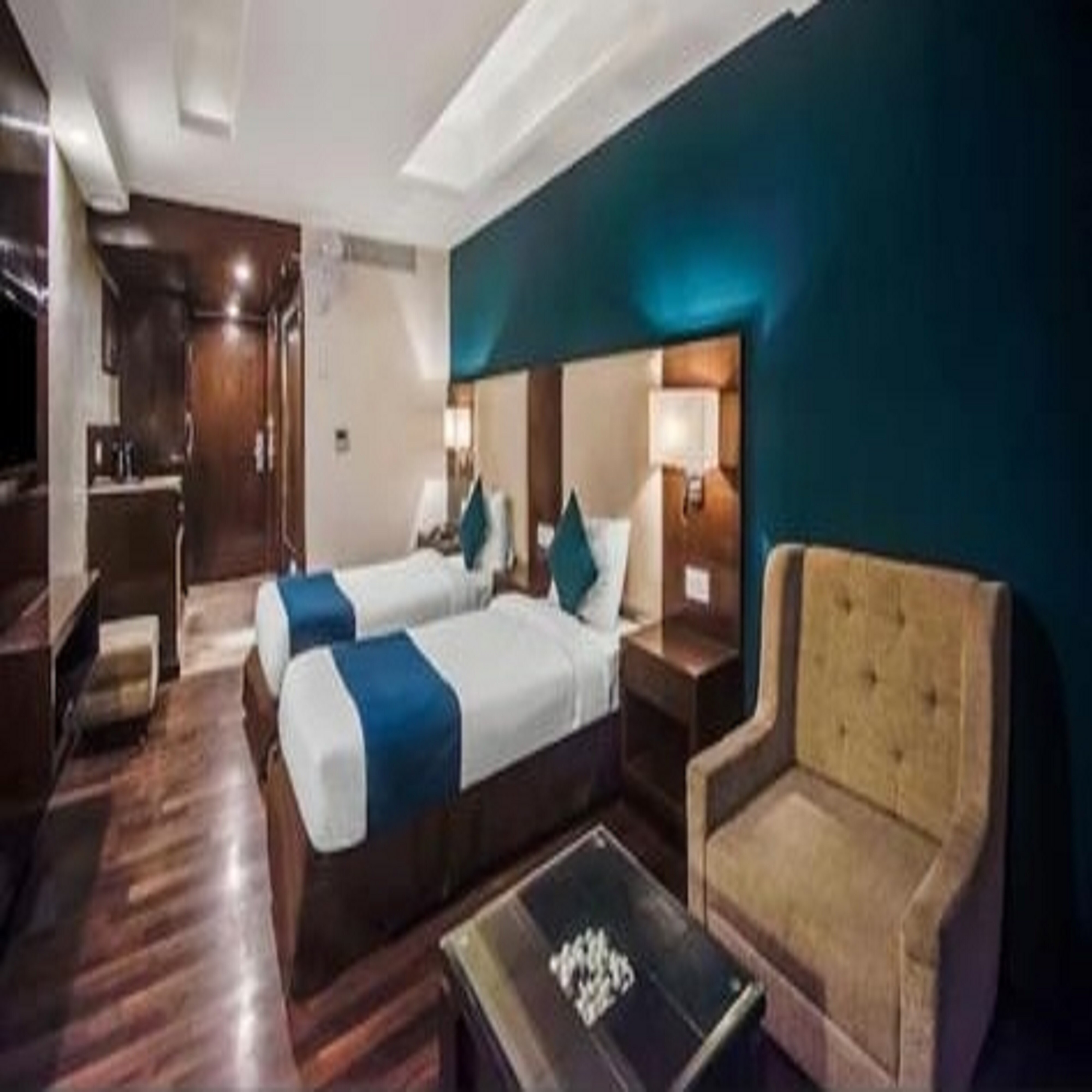 Hotel Lakhdatar - Tap to explore photos