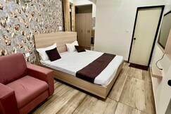 Address of Deni Hotel & Banquets