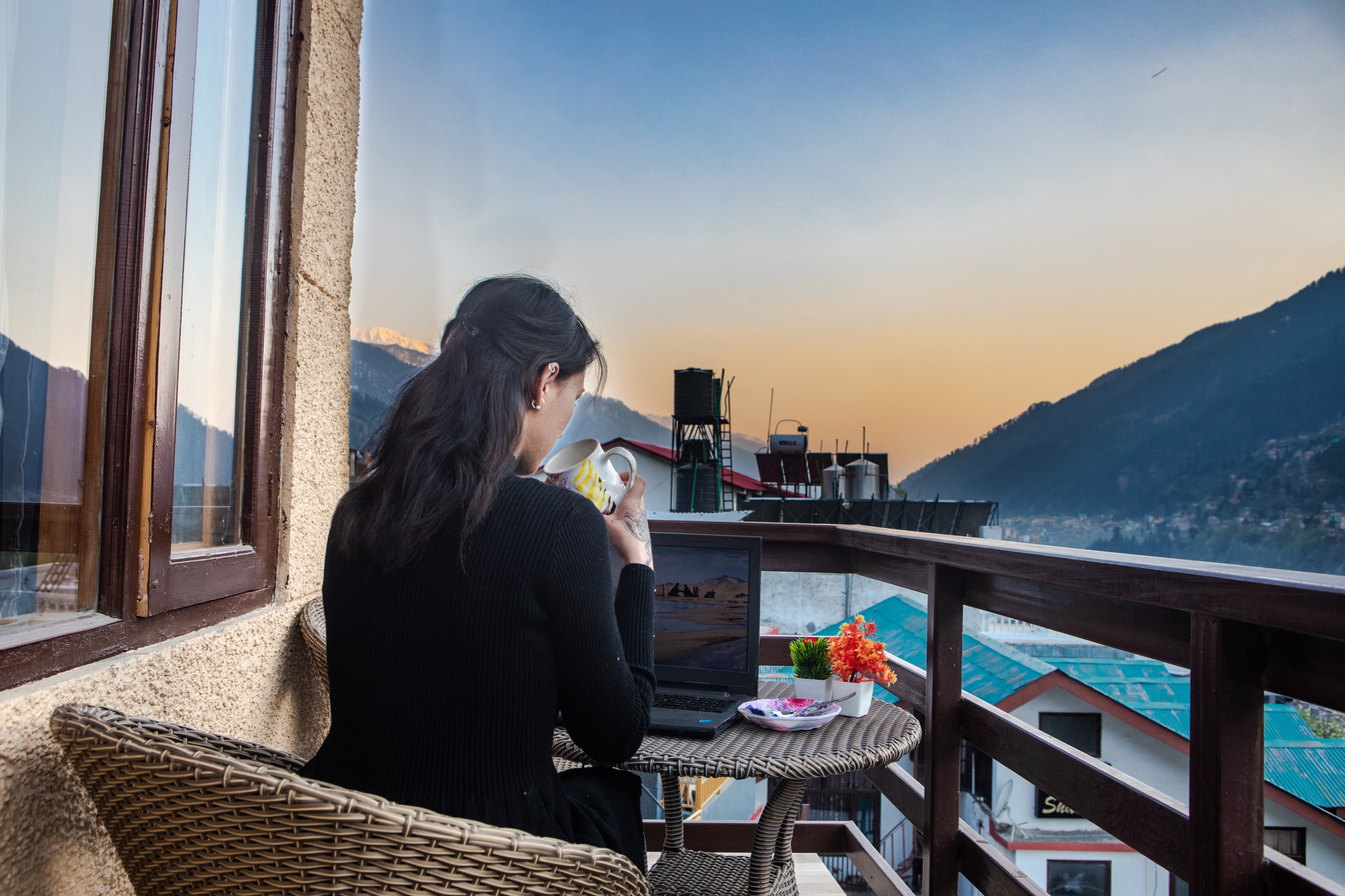 Moreish Stay | Rooms with Mountain view - Tap to explore photos